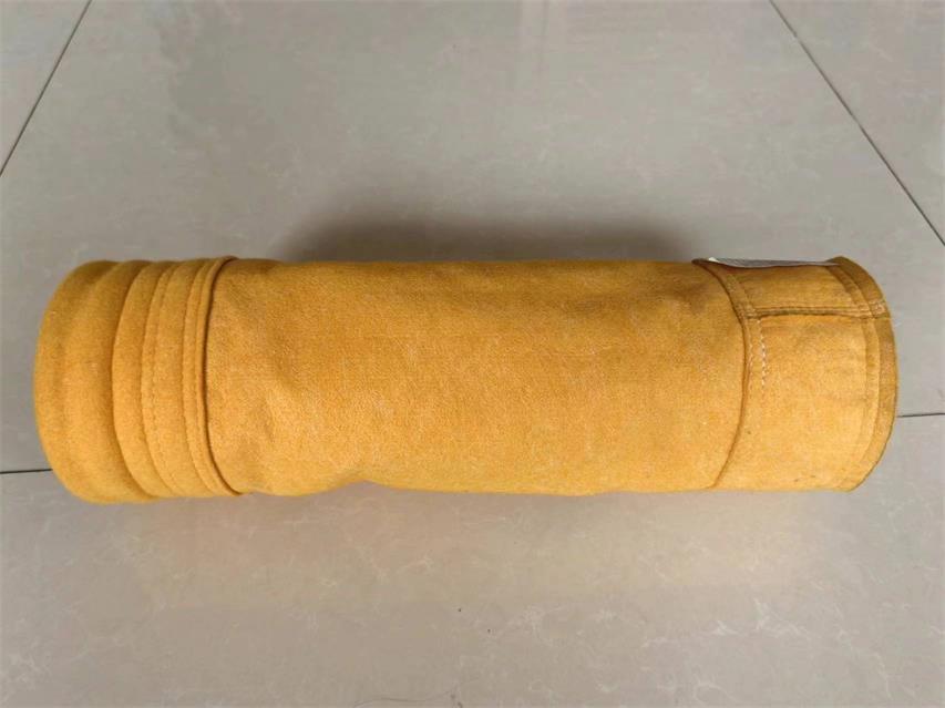 高溫復(fù)合氈除塵布袋